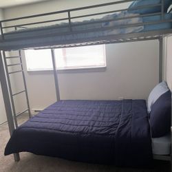 Full-size Bunk bed 