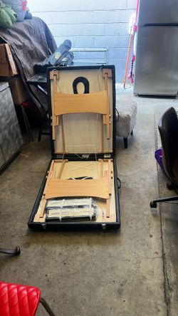 Facial Waxing & Massage Bed