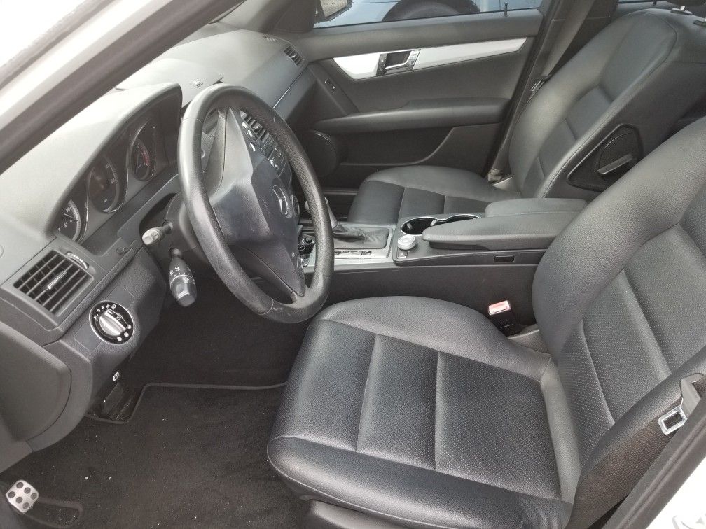 2009 Mercedes-Benz C-Class