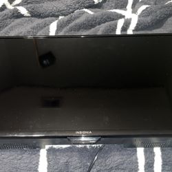 32” LED INSIGNIA Non Smart Tv 