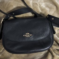 Coach Macie Saddle Bag Black Pebbled Leather Crossbody