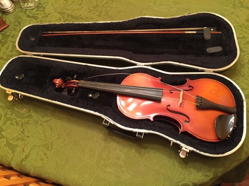C.Meisel model 6109 4/4 size Violin