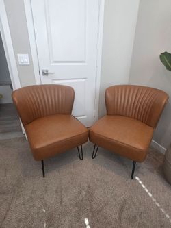 Set of 2 Tan Cognac Faux Leather Accent Chairs