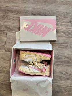Size 6 women jordan 1 low