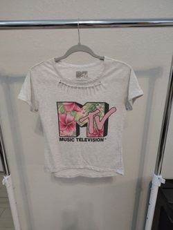 MTv gray shirt, women's, size XS (1)