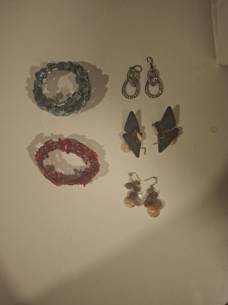 Jewelry,  Earrings & Bracelets