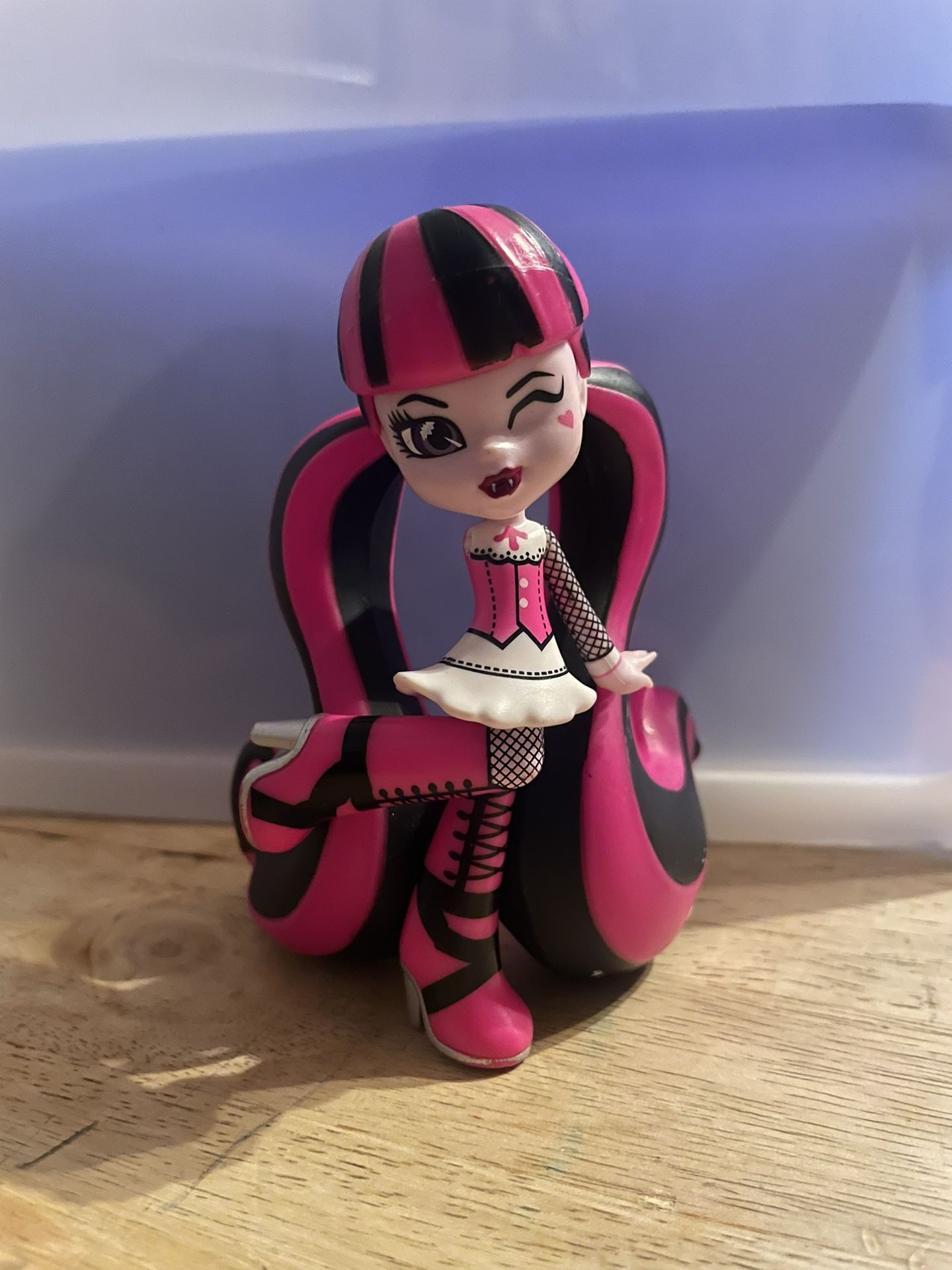 Monster High Draculaura doll figure