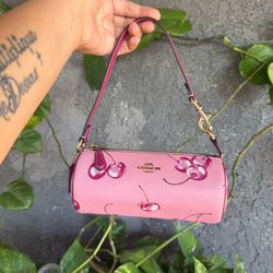 Authentic Coach cherry bag 🍒🍒