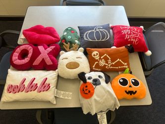 Decorative pillows