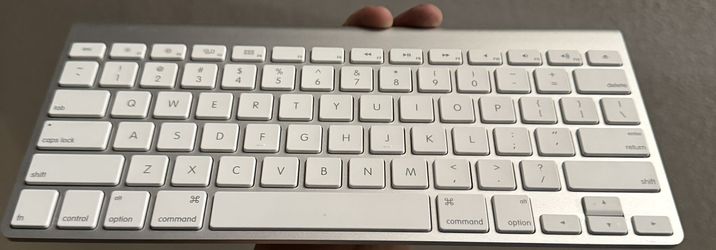 Apple Wireless Keyboard