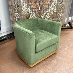 New Swivel Chair — SPECIAL 