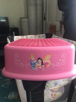 Disney Princess Step Stool with Extra Grip - Durable Construction - Lightweight - Easy to Transport - Pink