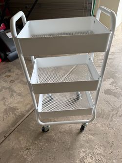 Rolling cart w baskets