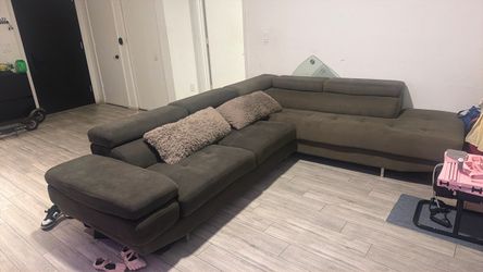 Couch I’m moving In a few days