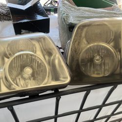 2008 GMC Yukon Headlights Assembly 