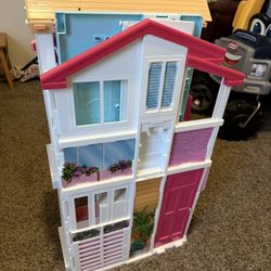 Barbie Doll House With Large Doll 