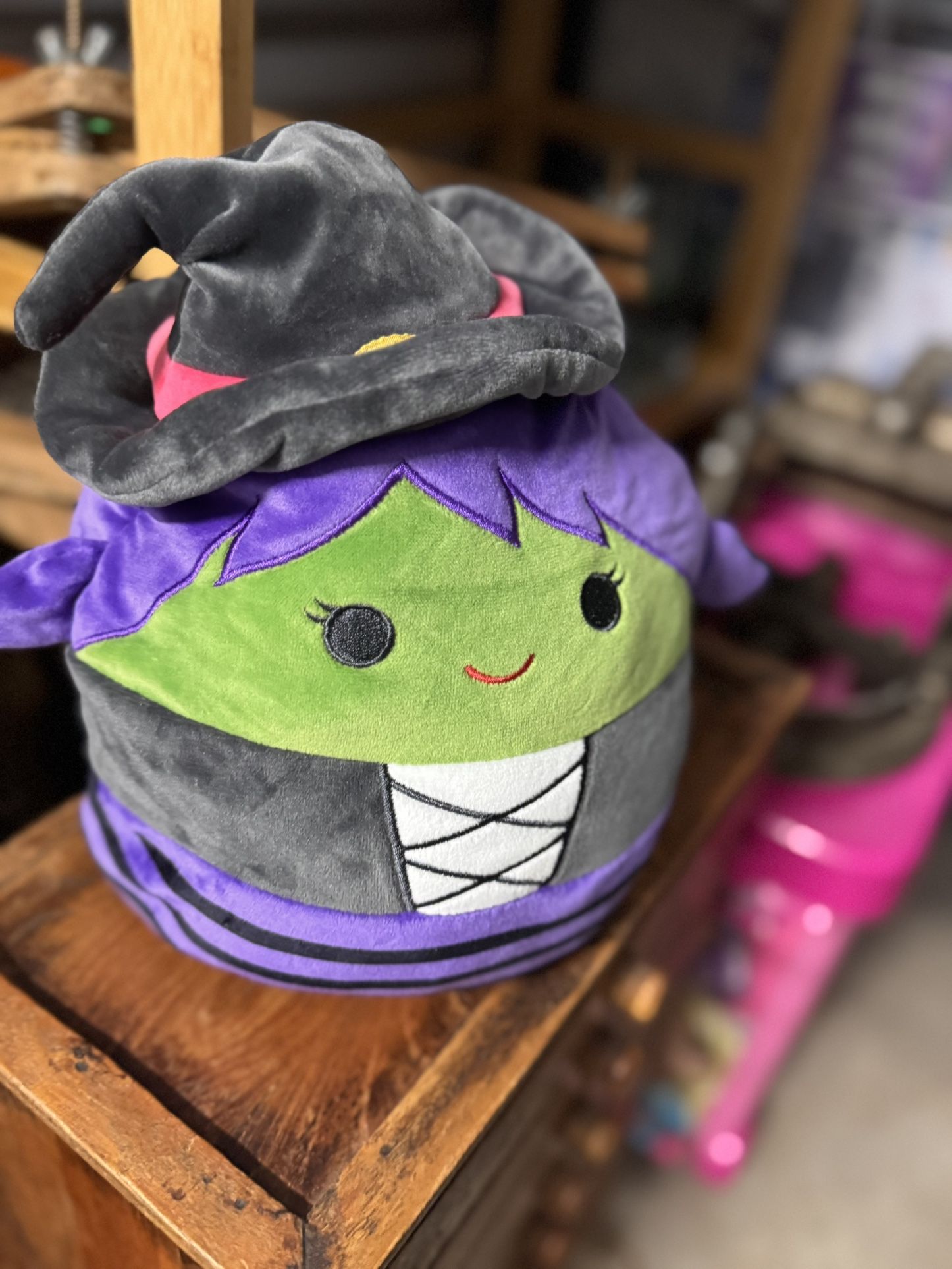 Flip-A-Mallows Squishmallows 8" Roslyn Witch & Cleo Cat