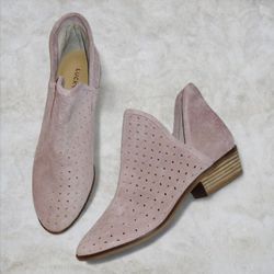 Brand New Pale Pink Suede Lucky Brand Booties Size 7