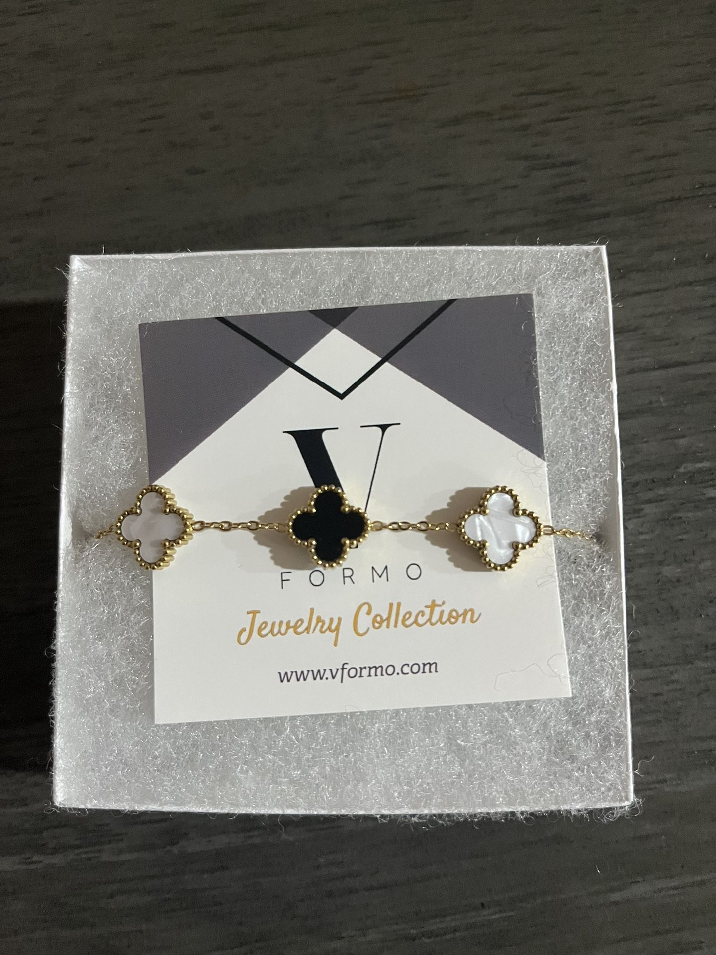 Stainless Steel Gold Plated Clover-motif bracelet