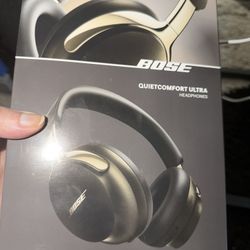Bose Ultra Comfort 2 Headphones 2nd Generation 