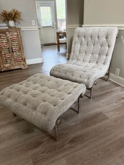 Tufted Accent Chair with Matching Ottoman