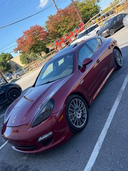 2011 Porsche Panamera 4