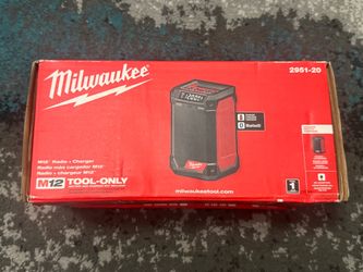 Milwaukee  M18. Model 2952-20
