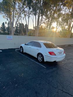 2005 Acura RL