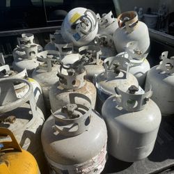 Propane Gas Tanks 