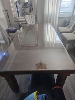 Family dining table