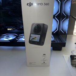 DJI OSMO 360 (Adventure Combo)