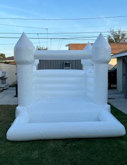 White Castle Bounce House