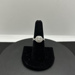 14KW 1.38CTW Cushion Cut Bridal
