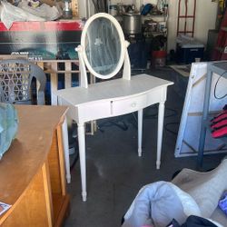 Vanity 