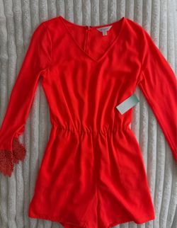 Decree Coral Pink Lace-Cuff Romper