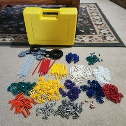 K'Nex Kit With Case
