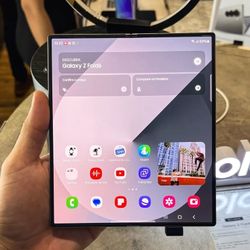 Samsung Galaxy Z Fold 6 Unlocked, FREE Smartwach/ Headphones. Pay $1 Today Rest in payments. NO CREDIT NEEDED FINANCING
