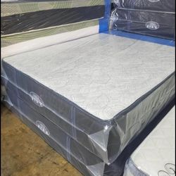 Queen Mattress- Double Sides- Come With Free Box Spring - Free Delivery 🚚 To Reasonable Distance 