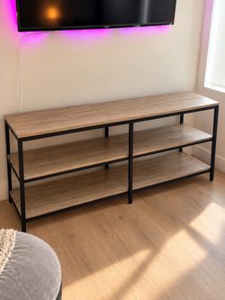Tv console or book shelf perfect condition!