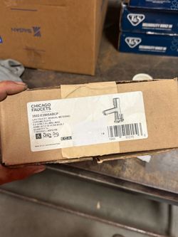 Chicago Faucets 3502-E2805ABCP, a commercial manual metering lavatory faucet, 0.5 GPM.