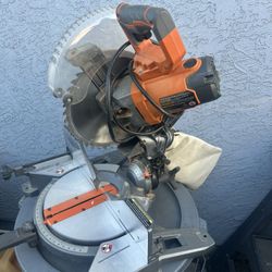 Rigid 10” Compound Miter Saw 