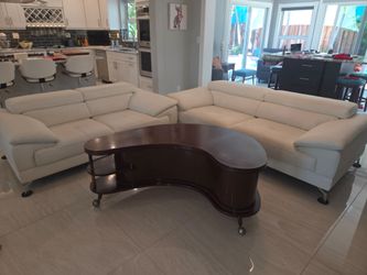 Modern sofa and loveseat