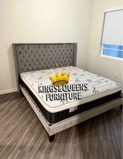 New king bed with mattress