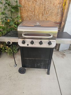 Bbq grill moving sale