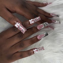 Nails 