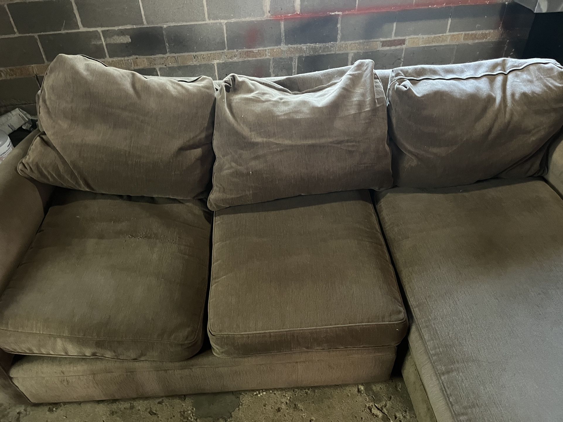 Classic sectional 