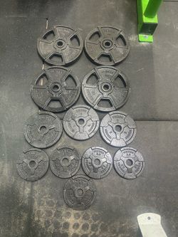 Weights,  weider weights gym weights,  Like new workout, disc weights  10 pound discs x 4 5 pound discs x 3 2.5 pound discs x 5  67 pounds in total  C