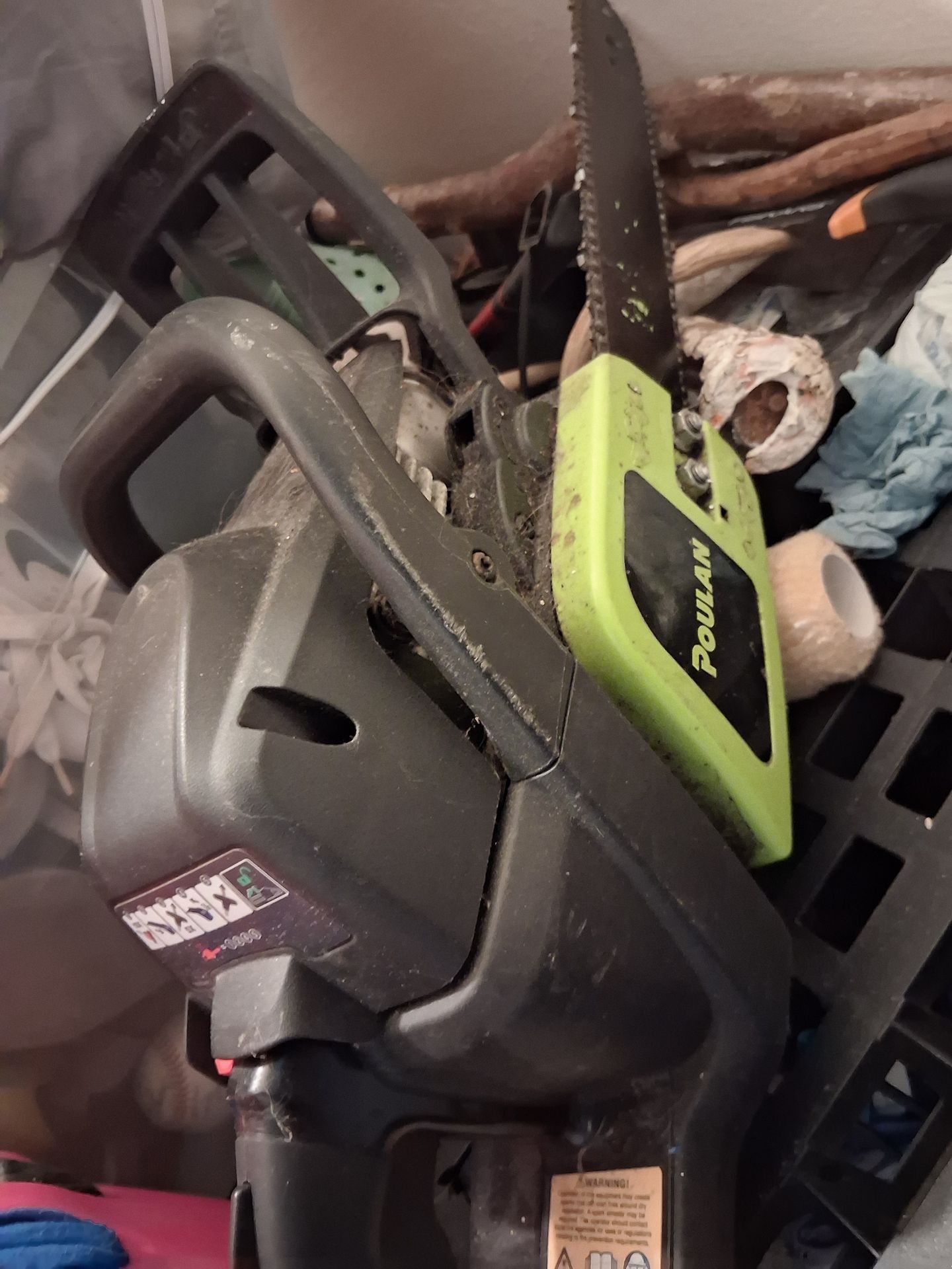 Poulan chainsaw