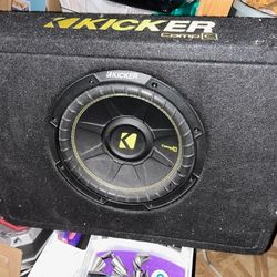 Kicker Subwoofer Slim Box