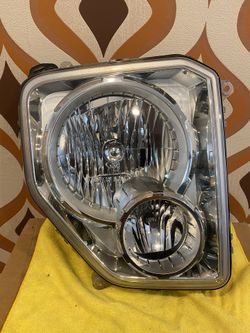 2008 - 2012 Jeep Liberty Headlight